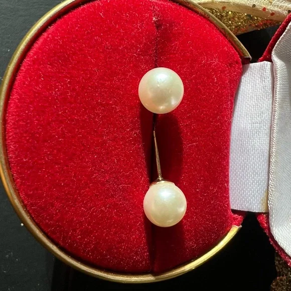 Vintage 14K Yellow Gold Petite Real Freshwater Pearl Stud Earrings size 6 mm - Picture 4 of 7